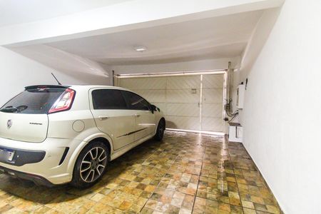 Garagem de casa à venda com 4 quartos, 250m² em Cidade Nova São Miguel, São Paulo