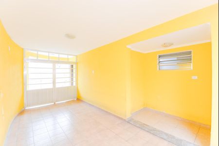 Garagem de casa à venda com 3 quartos, 125m² em Vila Progresso, Guarulhos