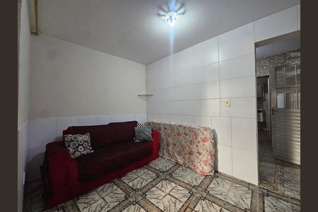 Casa para alugar com 32m², 1 quarto e sem vaga Casa para alugar com 32m², 1 quarto e sem vagasala