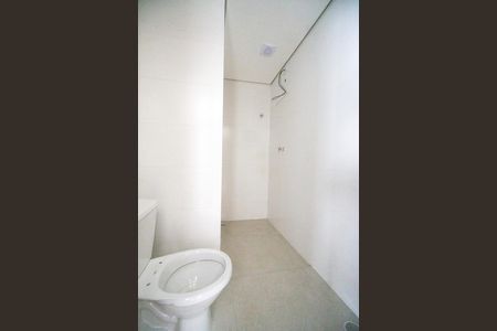 Apartamento à venda com 38m², 2 quartos e sem vaga Apartamento à venda com 38m², 2 quartos e sem vagaBanheiro