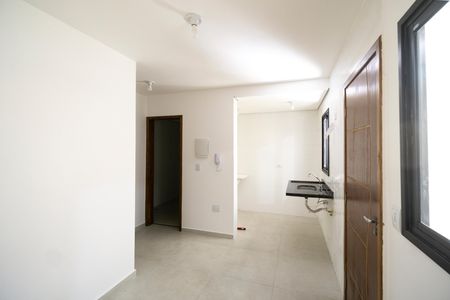 Sala e cozinha de apartamento à venda com 2 quartos, 38m² em Cidade Mãe do Céu, São Paulo