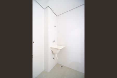 Apartamento à venda com 38m², 2 quartos e sem vaga Apartamento à venda com 38m², 2 quartos e sem vagaÁrea de serviço