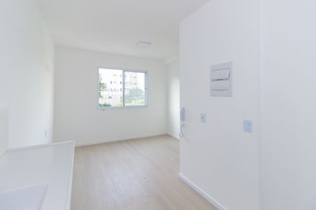 Cozinha de apartamento à venda com 1 quarto, 18m² em Vila Mangalot, São Paulo