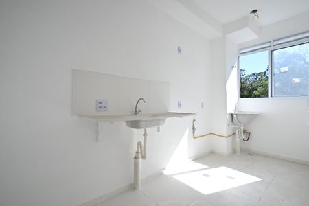 Cozinha de apartamento à venda com 2 quartos, 42m² em Jardim Paris, São Paulo