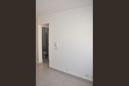 Apartamento para alugar com 32m², 2 quartos e sem vaga Apartamento para alugar com 32m², 2 quartos e sem vagaDetalhe - Sala