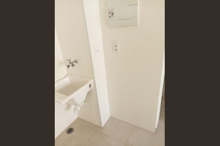 Apartamento para alugar com 32m², 2 quartos e sem vaga Apartamento para alugar com 32m², 2 quartos e sem vagaDetalhe - Cozinha Americana com Área de Serviço