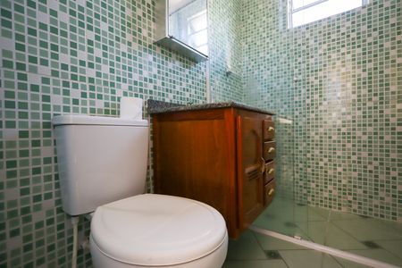 Apartamento à venda com 57m², 2 quartos e 1 vaga Apartamento à venda com 57m², 2 quartos e 1 vagaBanheiro
