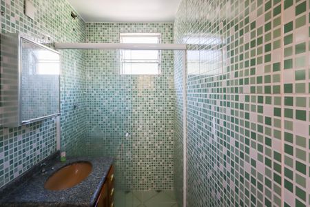 Apartamento à venda com 57m², 2 quartos e 1 vaga Apartamento à venda com 57m², 2 quartos e 1 vagaBanheiro