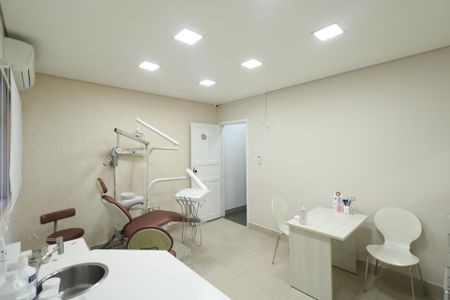 Casa para alugar com 138m², 2 quartos e 1 vaga Casa para alugar com 138m², 2 quartos e 1 vagaQuarto 1