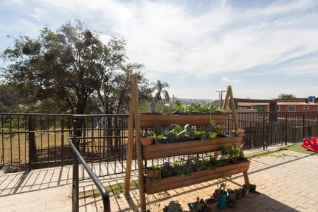 Apartamento para alugar com 55m², 2 quartos e 1 vaga Apartamento para alugar com 55m², 2 quartos e 1 vagaÀrea Comum - Mini Horta Vertical
