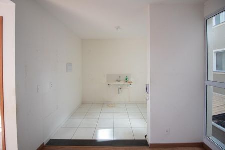 Apartamento para alugar com 55m², 2 quartos e 1 vaga Apartamento para alugar com 55m², 2 quartos e 1 vagaCozinha e Área de Serviço
