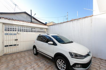 Garagem  de casa para alugar com 2 quartos, 100m² em Jardim Helena, São Paulo