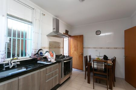 Cozinha - Armários de casa para alugar com 2 quartos, 100m² em Jardim Helena, São Paulo