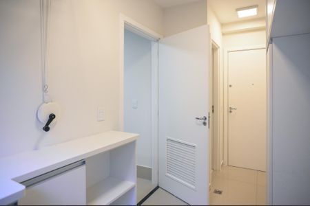 Apartamento à venda com 133m², 3 quartos e 2 vagas Apartamento à venda com 133m², 3 quartos e 2 vagasÁrea de Serviço