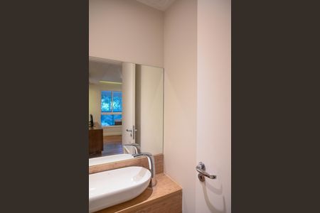 Apartamento à venda com 133m², 3 quartos e 2 vagas Apartamento à venda com 133m², 3 quartos e 2 vagasLavabo