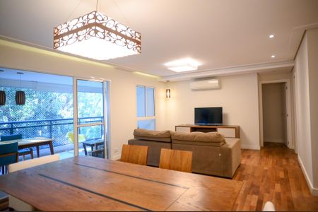 Apartamento para alugar com 3 quartos, 133m² em Bosque da Saúde, São Paulo