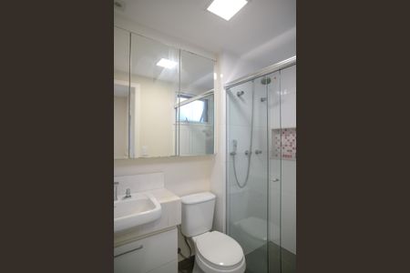 Apartamento à venda com 133m², 3 quartos e 2 vagas Apartamento à venda com 133m², 3 quartos e 2 vagasBanheiro da Suíte