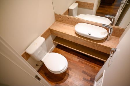 Apartamento à venda com 133m², 3 quartos e 2 vagas Apartamento à venda com 133m², 3 quartos e 2 vagasLavabo