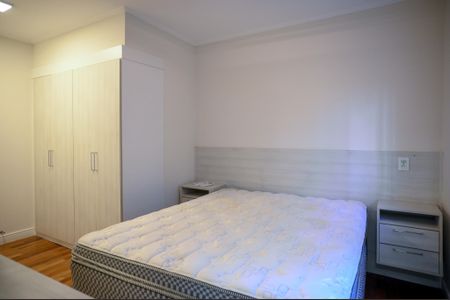 Apartamento à venda com 133m², 3 quartos e 2 vagas Apartamento à venda com 133m², 3 quartos e 2 vagasSuíte 3