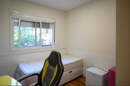 Apartamento à venda com 133m², 3 quartos e 2 vagas Apartamento à venda com 133m², 3 quartos e 2 vagasSuíte