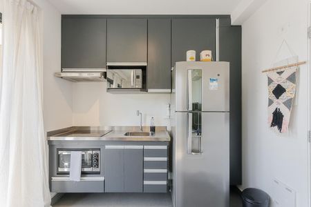 Cozinha de apartamento para alugar com 1 quarto, 37m² em Sumarezinho, São Paulo