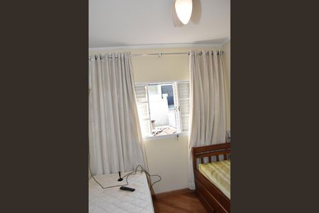 Casa à venda com 166m², 2 quartos e 2 vagas