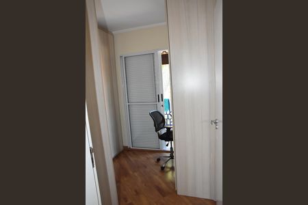Casa à venda com 166m², 2 quartos e 2 vagas
