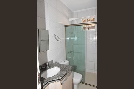 Casa à venda com 166m², 2 quartos e 2 vagas
