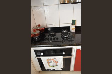 Casa à venda com 166m², 2 quartos e 2 vagas