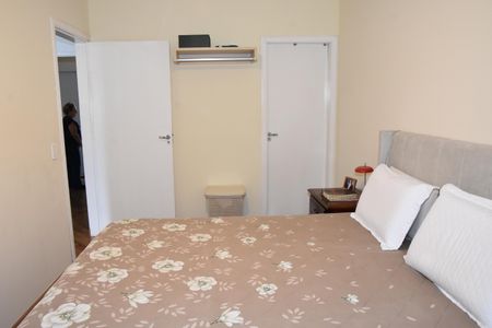 Casa à venda com 166m², 2 quartos e 2 vagas