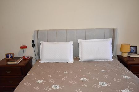 Casa à venda com 166m², 2 quartos e 2 vagas
