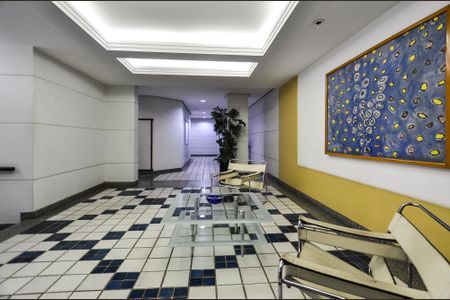 Apartamento à venda com 175m², 2 quartos e 2 vagasHall de Entrada