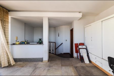Apartamento à venda com 175m², 2 quartos e 2 vagasSala Cobertura