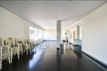 Apartamento à venda com 175m², 2 quartos e 2 vagasÁrea comum - Salão de festas