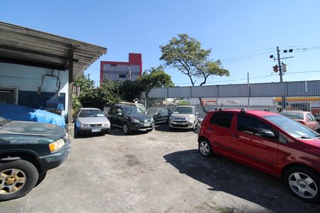 Garagem de casa à venda com 1 quarto, 330m² em Jardim das Laranjeiras, São Paulo