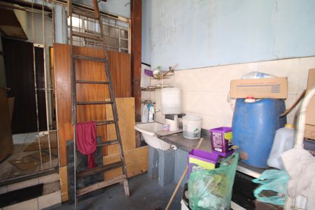 Casa à venda com 330m², 1 quarto e 8 vagasSala / Cozinha