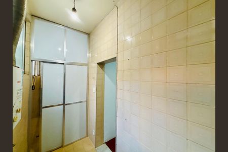 Apartamento à venda com 40m², 1 quarto e sem vaga Apartamento à venda com 40m², 1 quarto e sem vagaÁrea de serviço