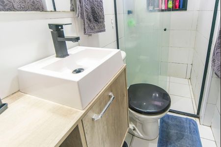 Apartamento à venda com 58m², 3 quartos e 1 vaga Apartamento à venda com 58m², 3 quartos e 1 vagaBanheiro