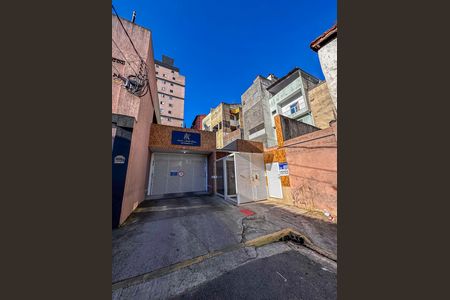 Apartamento à venda com 58m², 3 quartos e 1 vaga Apartamento à venda com 58m², 3 quartos e 1 vagaFachada e portaria