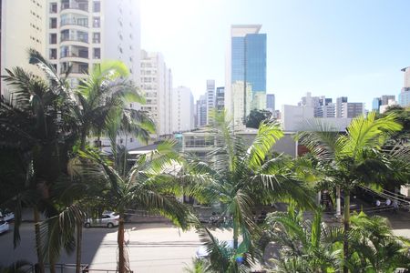 Vista de apartamento para alugar com 1 quarto, 47m² em Itaim Bibi, São Paulo