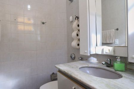 Banheiro da Suíte de apartamento à venda com 3 quartos, 71m² em Cachoeirinha, Belo Horizonte