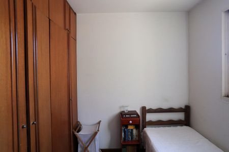 Quarto de apartamento à venda com 3 quartos, 71m² em Cachoeirinha, Belo Horizonte