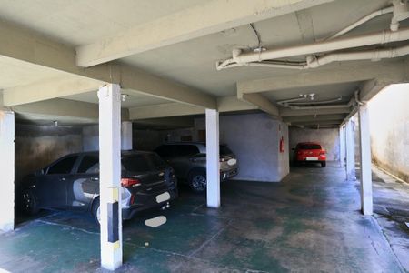 Garagem de apartamento à venda com 3 quartos, 71m² em Cachoeirinha, Belo Horizonte