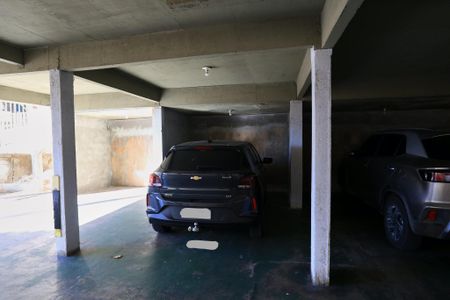 Garagem de apartamento à venda com 3 quartos, 71m² em Cachoeirinha, Belo Horizonte