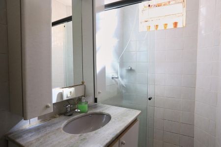 Apartamento à venda com 71m², 3 quartos e 1 vaga Apartamento à venda com 71m², 3 quartos e 1 vagaBanheiro da Suíte