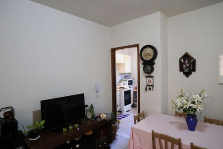 Sala de apartamento à venda com 3 quartos, 71m² em Cachoeirinha, Belo Horizonte