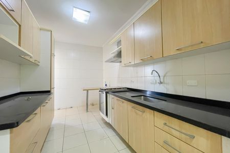 Apartamento à venda com 84m², 3 quartos e 2 vagasCozinha