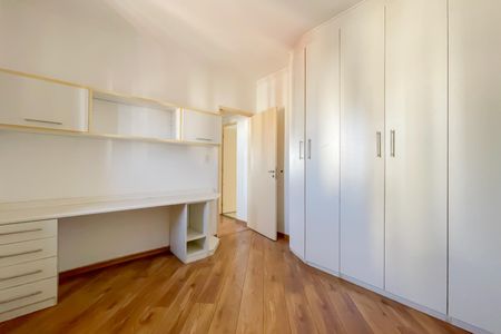 Apartamento à venda com 84m², 3 quartos e 2 vagasQuarto 3