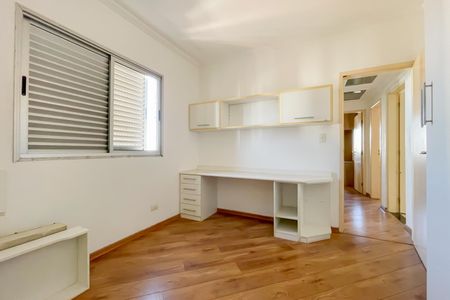 Apartamento à venda com 84m², 3 quartos e 2 vagasQuarto 3