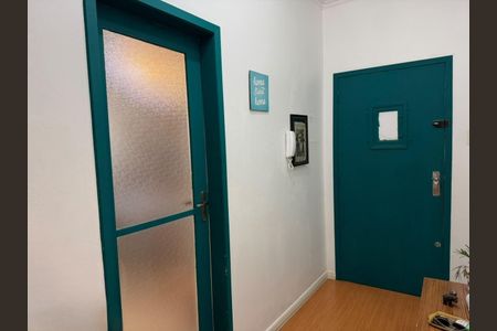 Corredor de apartamento para alugar com 3 quartos, 130m² em Auxiliadora, Porto Alegre